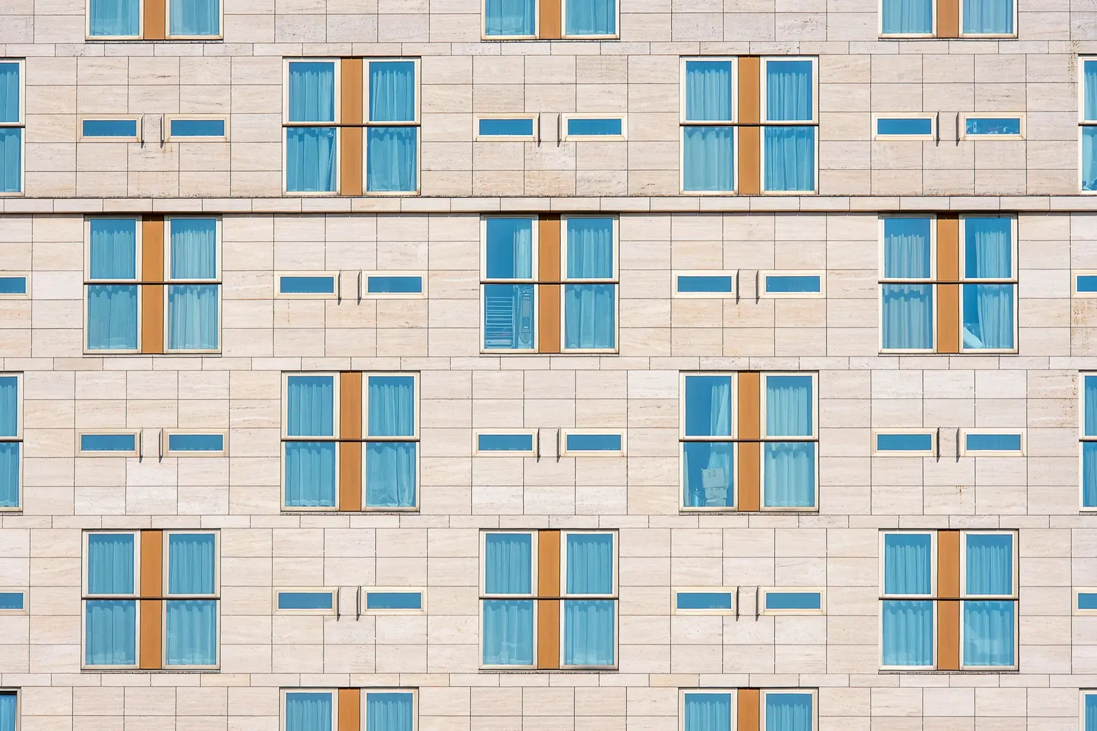 fasada hotel kamen